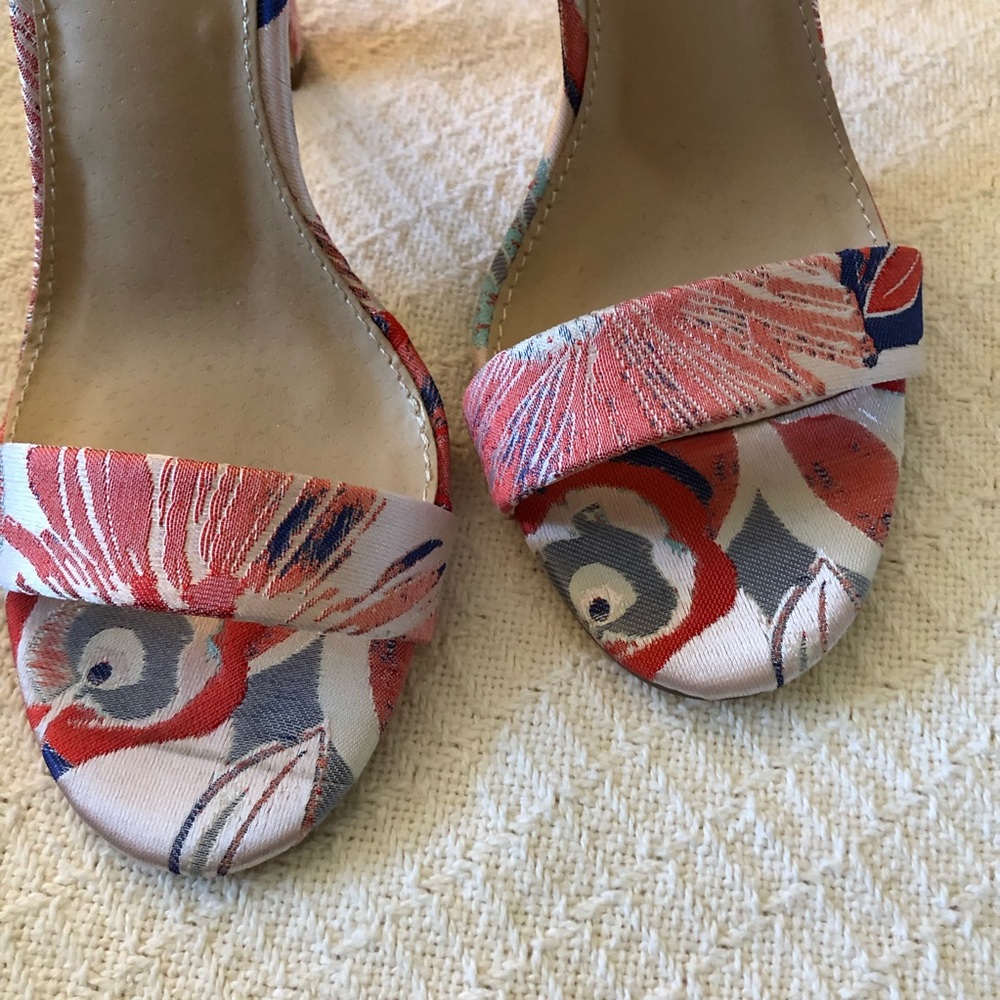 NWOT Just Fab coral and purple floral heels - Picture 9 of 12